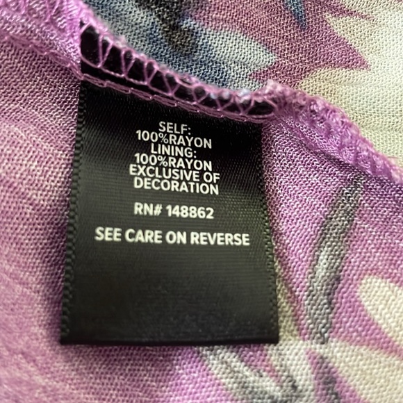 Torrid Tops Bundle, size 1X - Picture 10 of 14